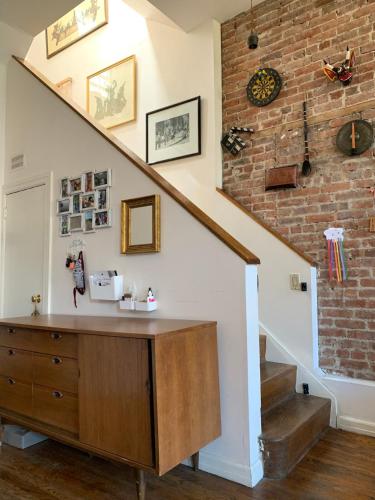 Airy brownstone penthouse duplex near Central Park, New York (fotografie 10)
