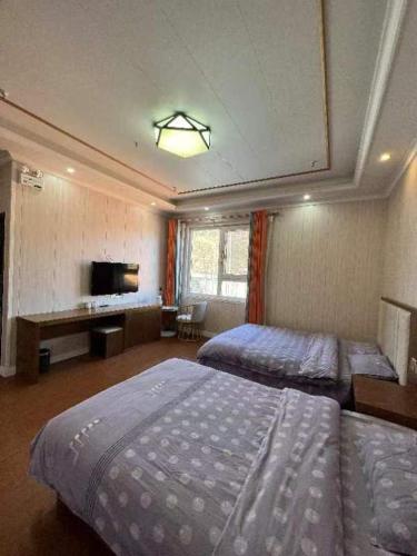 Jinshanling Great Wall Longteng Farmhouse in Beijing Wtown