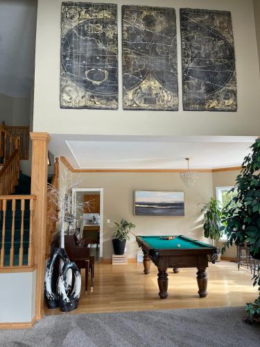 . The HI-Mark House - Hot tub,AC,Pool table, Pool May2026