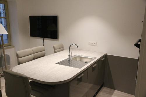 Les Dentelles - Appartement meublé design Petite France, Strasbourg (photo 7)