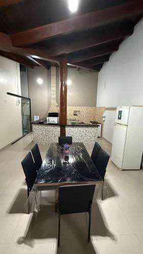 Nova Mutum casa com piscina in Nova Mutum