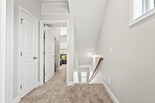 Whole Home 1012 & 1014 Franklin - image 14