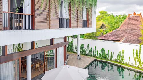 Villa with Private Pool image 6