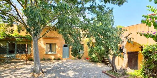 Viesnīcas āriene, Casa de campo en el Empordà (Casa de campo en el Emporda) in Monells