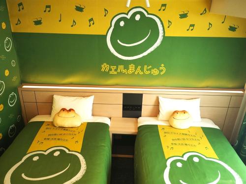 room detail thumbnail 1