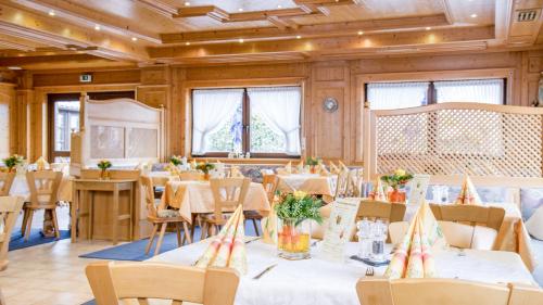 餐廳, Gasthaus Otto in 克尼格斯溫特爾