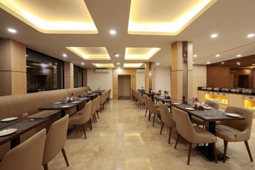 Restaurace, Sathyam Oasis in Tiruchirappalli