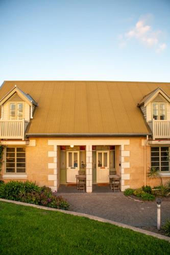 ทัศนียภาพภายนอกโรงแรม, Splash by the Sea - Waterfront Accommodation in โรบิ