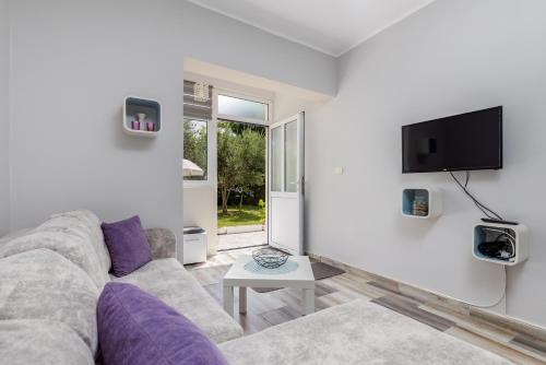 Deluxe Apartment image 9