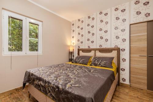 Apartments Krsto Dobrisa Kotor 