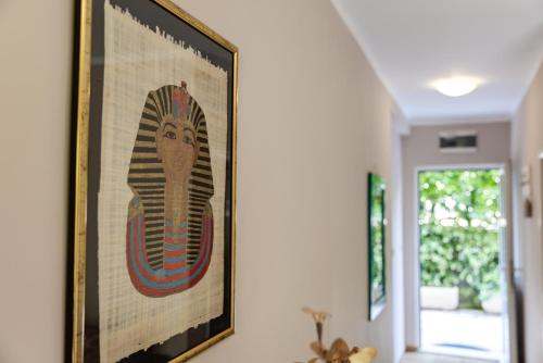 One-Bedroom Apartment image 10