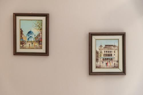 One-Bedroom Apartment image 2
