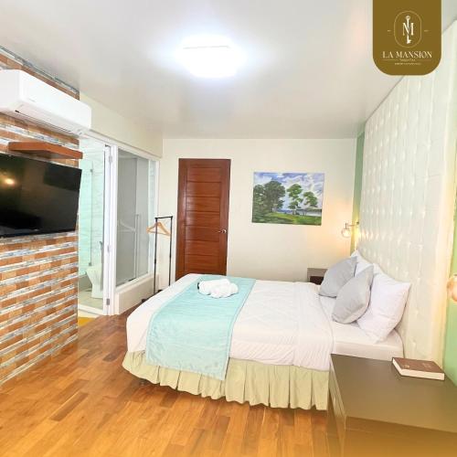 room detail thumbnail 1