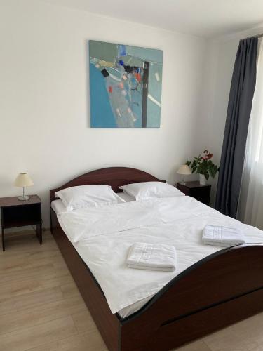 Apartment image 2