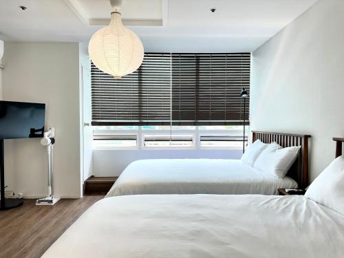CHOCO CHACHA STAY - 1 min Walk to Hongdae Station - Free Luggage Storage, Seoul (photo 4)