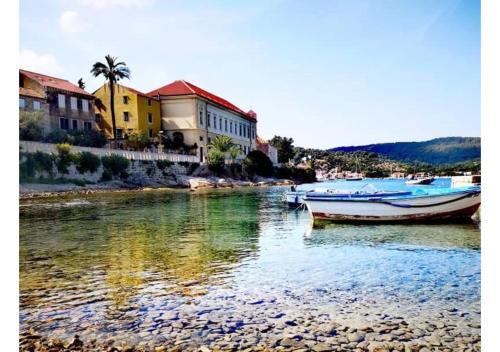 1901 on Sea, Vis