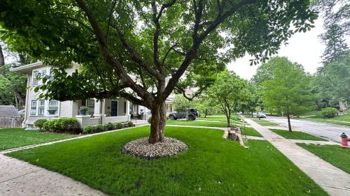 Aurora Premier Properties LLC, Kansas City (Foto 4)