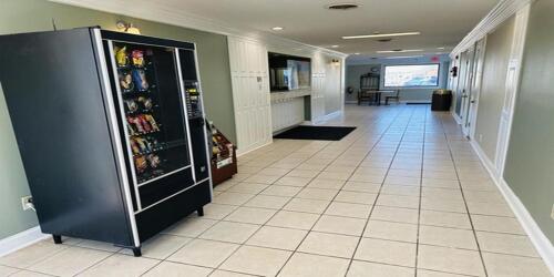 Lobi, Astoria Hotel North in Danville (VA)