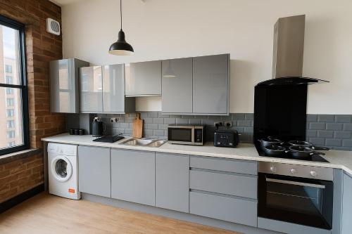 Central Apt Sleeps 8 | Bars, Restaurants & Parking, Liverpool (zdjęcie 9)