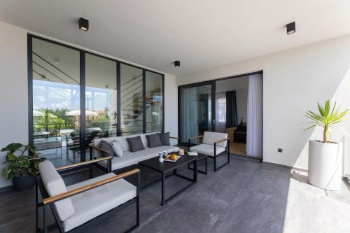 Villa with Terrace image 7