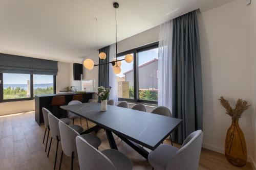 Villa with Terrace image 9