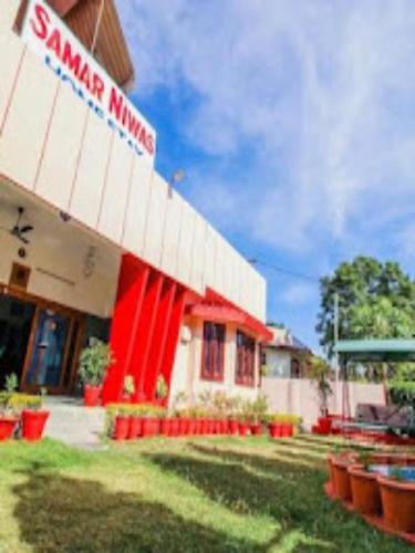 Samar Niwas, Jāmb (фото 2)