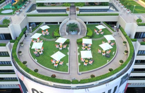 Portman Ritz-Carlton Shanghai