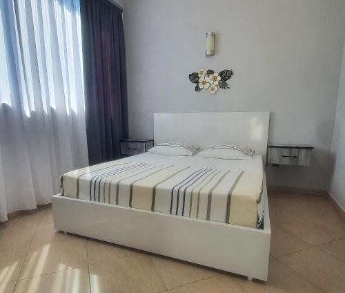 Double Room image 2