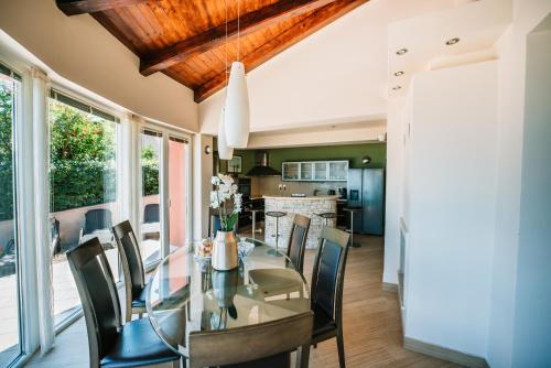 Létesítmények, Apartments Villa Marid in Pobri