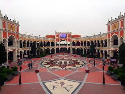 Manli Hotel Shanghai Pudong Airport Branch -Provide free shuttle buses to Pudong Airport and Disneyland