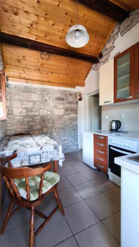 Rustical Apartment, Korčula (photo 2)