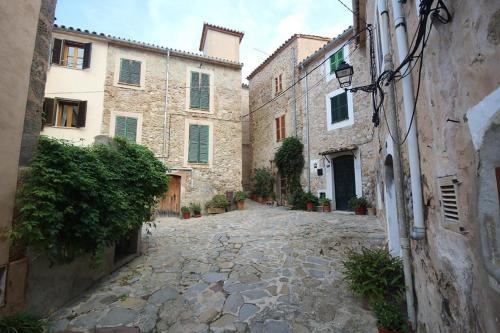 Uitzicht, Charming House with Sea View in Estellencs