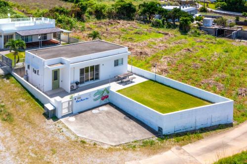 Large garden & BBQ possible! Kouri Island, 6 people can stay, parking lot available Kouri base Noa