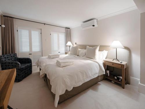 Cape Finest - De Waterkant House Room Type - Deluxe King Room