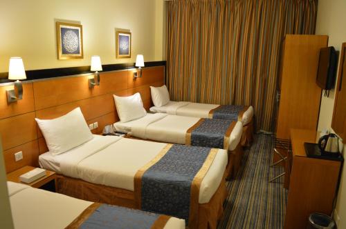 Durrat Al Eiman Hotel Room Type - Quadruple Room