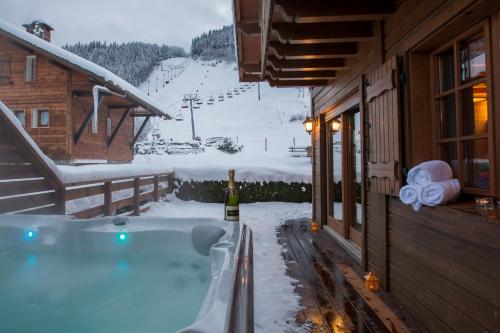Simply Morzine - Chalet Carving in Morzine