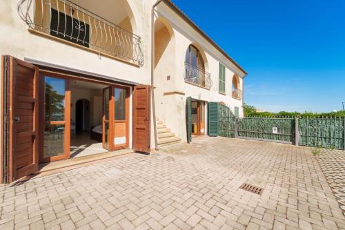 One-Bedroom Apartment with Sea View room in Appartamenti Le Miniere 2 e 3 - Goelba