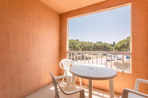 A szálláshely kívülről, Studio Meublé 25m² Piscine Et Plage (Studio Meuble 25m² Piscine Et Plage) in Frejus városközpont