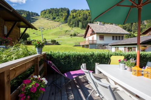 Simply Morzine - Chalet Carving - image 5