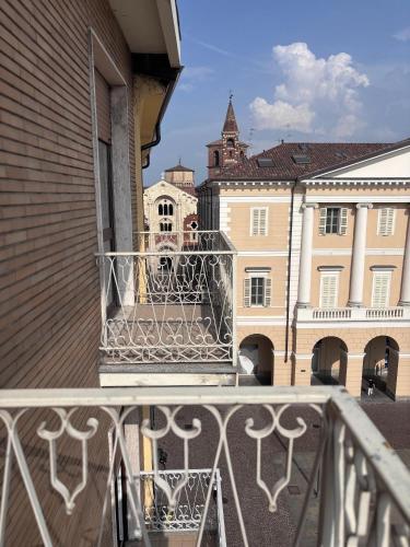 Erkély/terasz, Vista con camera - appartamento Grignolino in Casale Monferrato