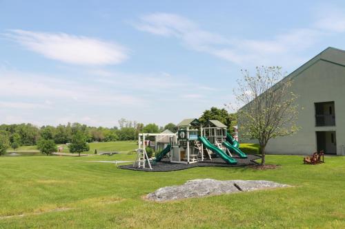 Hershey Farm Resort - 놀이터