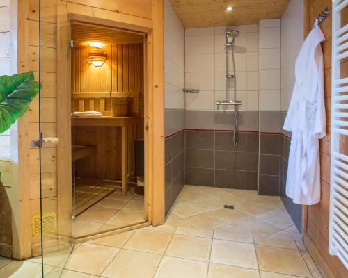 Simply Morzine - Chalet Central - image 7