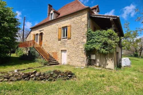 Sous les Noyers Autoire gîte à louer Saint-Médard-de-Presque