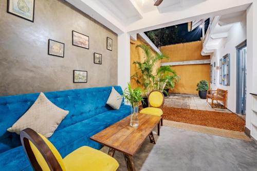 Double Room with Patio image 2