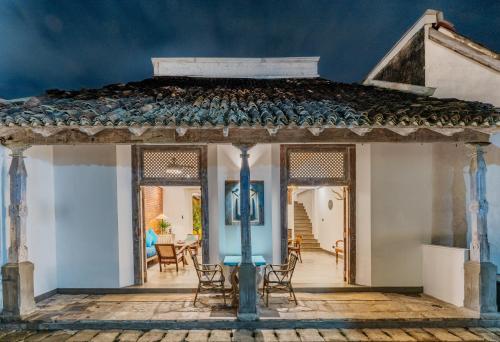 Išorė, Small House Boutique Guest House  in Galė