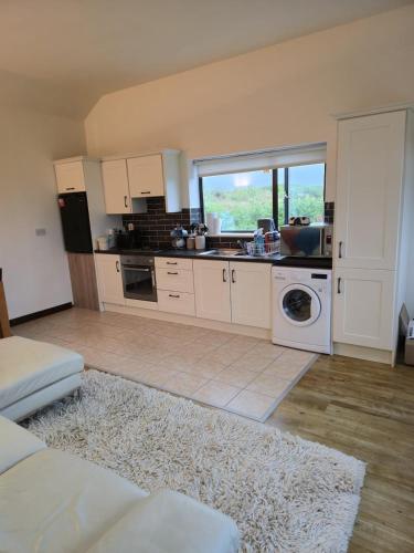 廚房, Teachín an tSrutháin (Teachin an tSruthain) in 斯比達爾