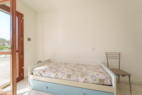 One-Bedroom Apartment image 7