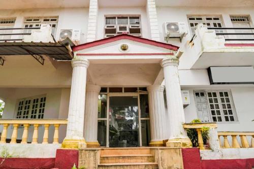 vhod, Townhouse Calangute in Goa