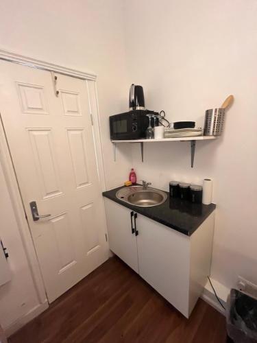 E3 Homestay, Londyn