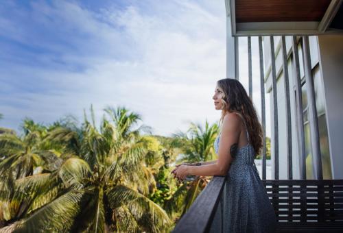 Balcony/terrace, Ataraxis Grand and Spa Fuvahmulah in Gnaviyani Atoll